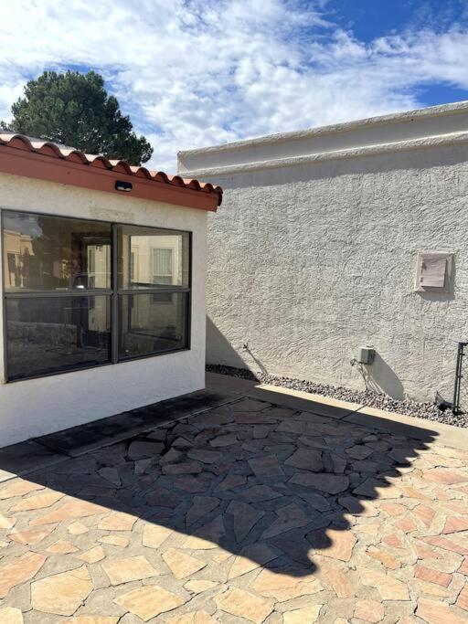 Townhouse, Two Car Garage, Fireplace Back Yard Las Cruces Exterior photo